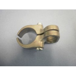 Soporte cable cambio/freno tras. al chasis LD.