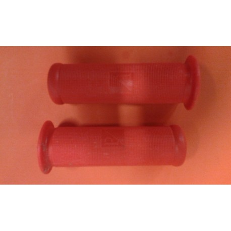PUÑOS VESPA ROJOS (JGO)