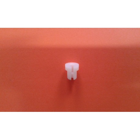 TOPE CORTO FUNDA CABLE EN MANILLAR VESPA