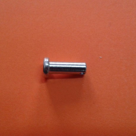 PASADOR PLETINAS FIJACION CABLE FRENO TRASERO.