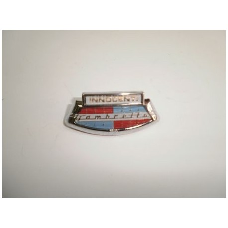 Escudo del frontal 'Innocenti'. S2/S3. Casa Lambretta.