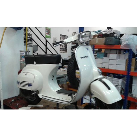 VESPA PRIMAVERA 125 BLANCA